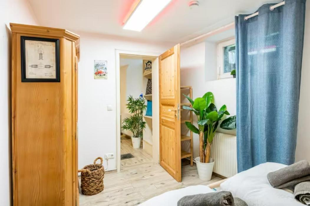 Grosszuegige 185M2-Altbauwohnung In Bestlage 7Zimmer-2Baeder-2Kuechen-2Wcs Hamburg Exterior photo