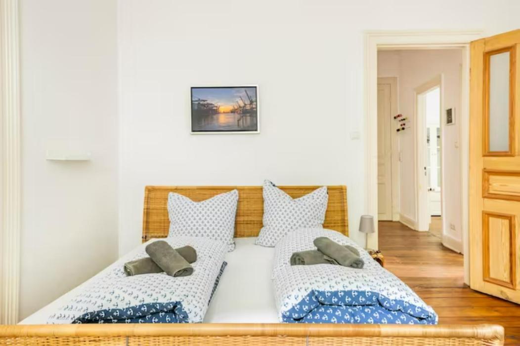 Grosszuegige 185M2-Altbauwohnung In Bestlage 7Zimmer-2Baeder-2Kuechen-2Wcs Hamburg Exterior photo
