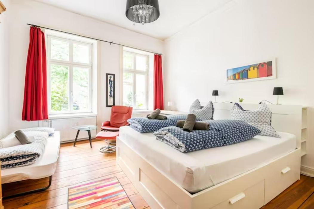 Grosszuegige 185M2-Altbauwohnung In Bestlage 7Zimmer-2Baeder-2Kuechen-2Wcs Hamburg Exterior photo